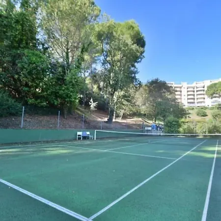 2pieces Avec Jardin Piscine Et Tennis A La Bocca Apartment