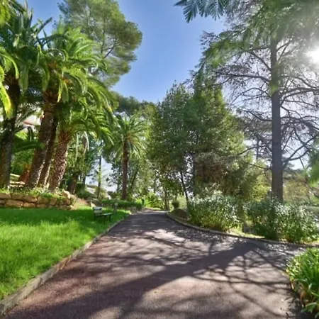 2pieces Avec Jardin Piscine Et Tennis A La Bocca Cannes