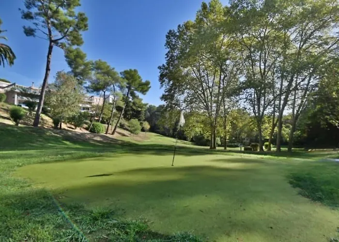 Apartment 2pieces Avec Jardin Piscine Et Tennis A La Bocca Cannes